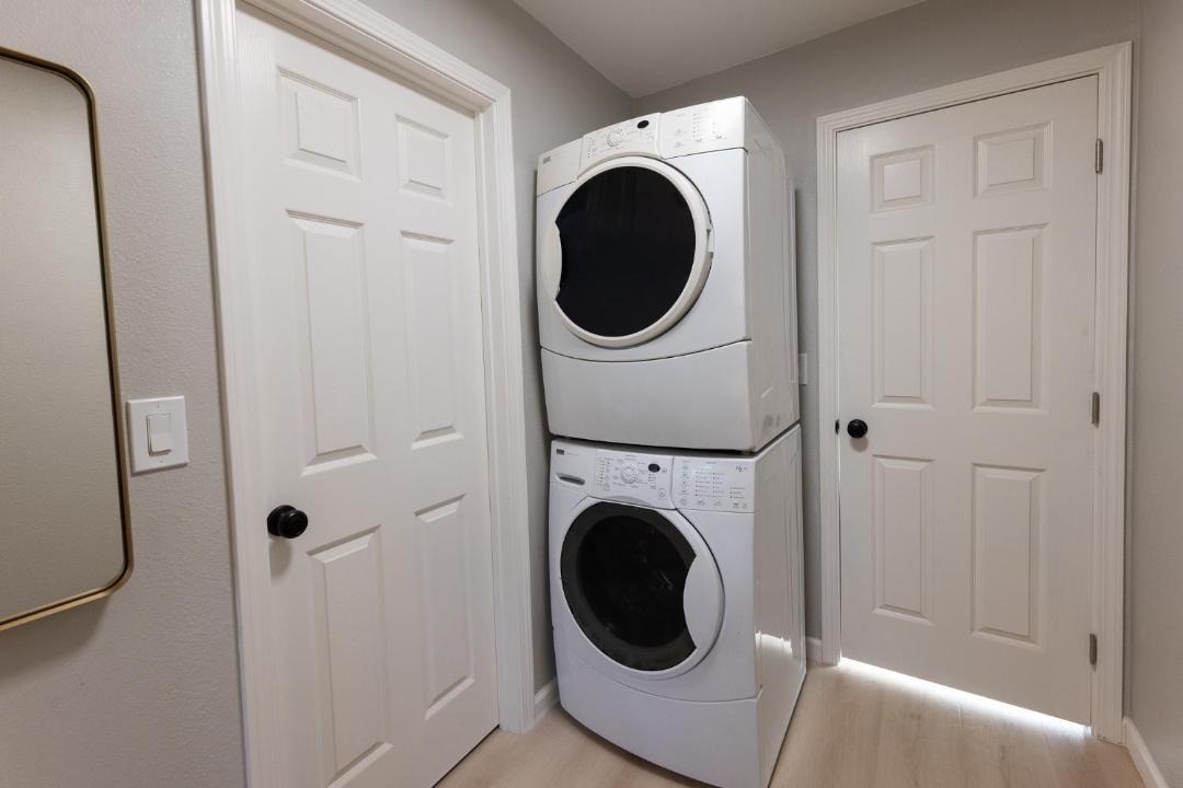 Photo of Bathroom in Willow Glen South - Lincoln Glen
