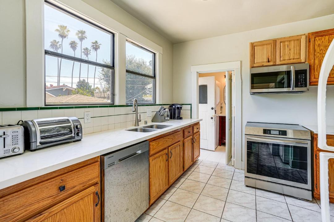 Photo of Kitchen in West Alameda