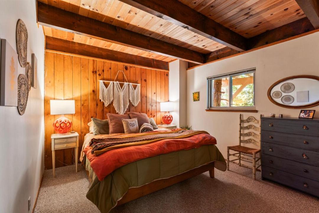 Photo of Bedroom in Arrowhead Villas