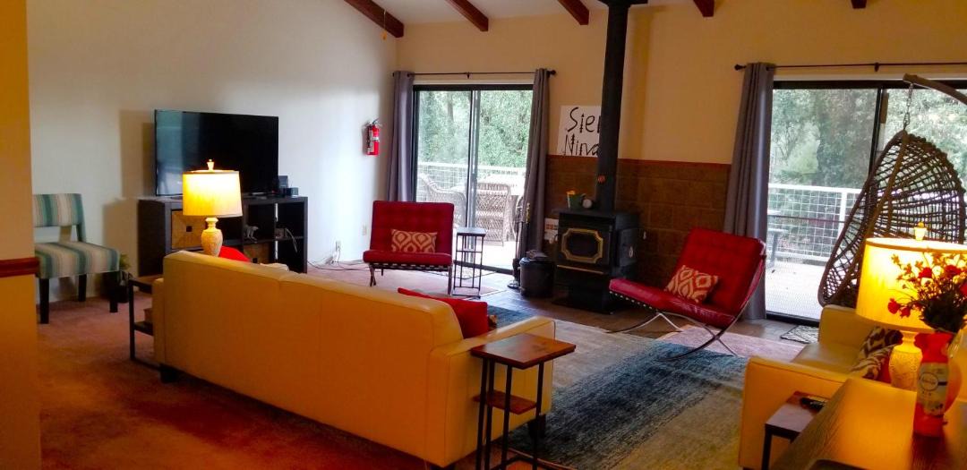 Photo of Livingroom in Mariposa