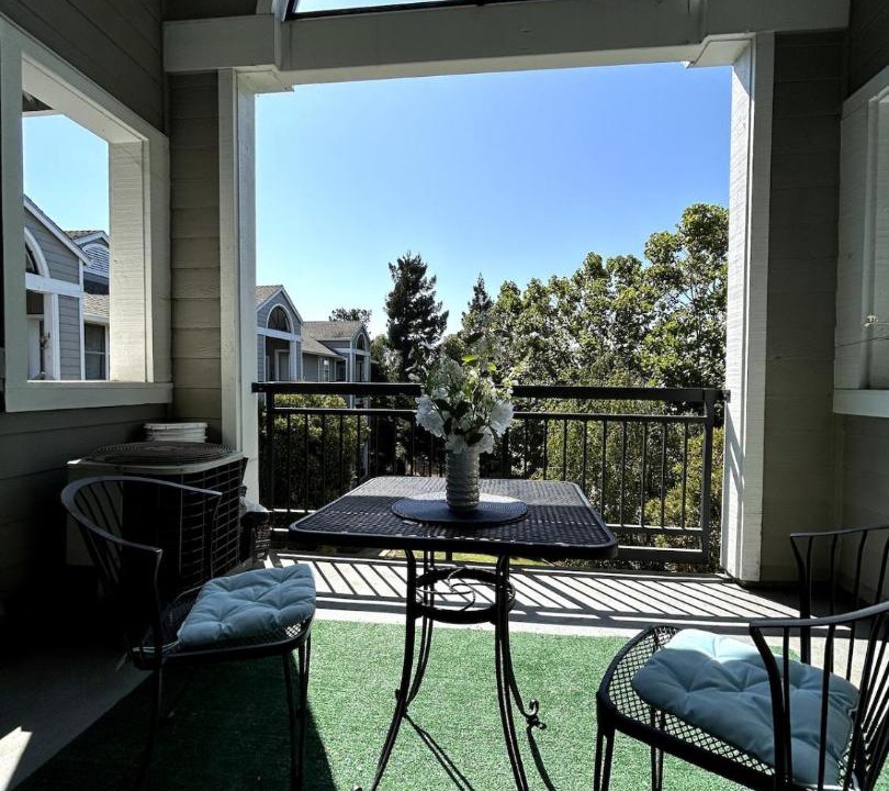 Photo of Patio Balcony in Duveneck - St. Francis