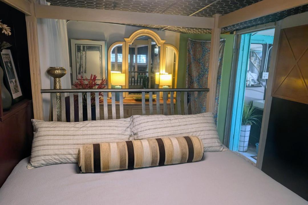 Photo of Bedroom in Tecopa