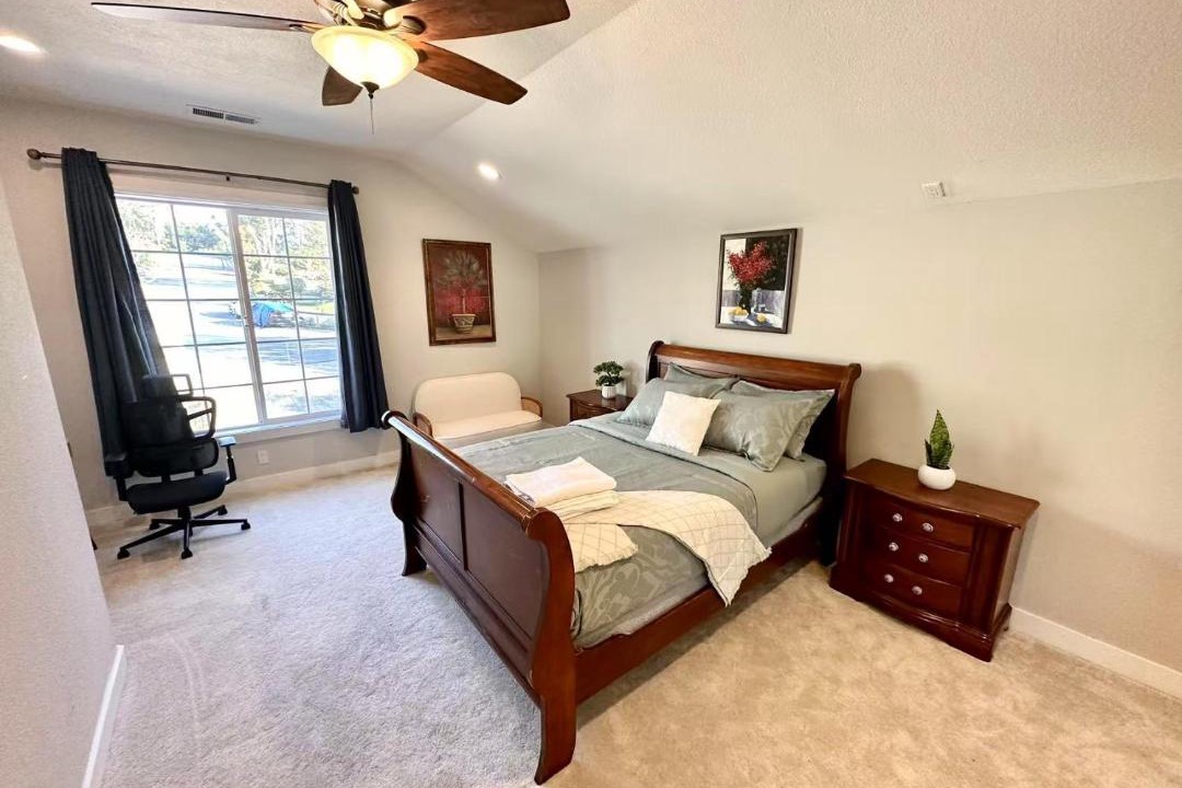Photo of Bedroom in East Foothills