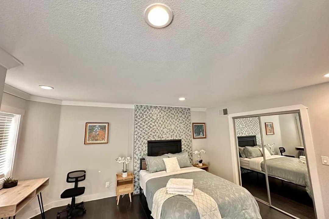 Photo of Bedroom in East Foothills