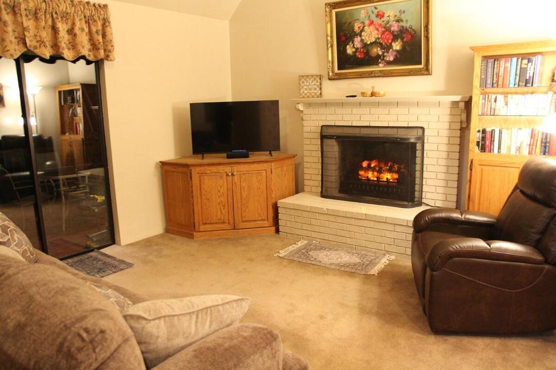 Photo of Livingroom in Julian