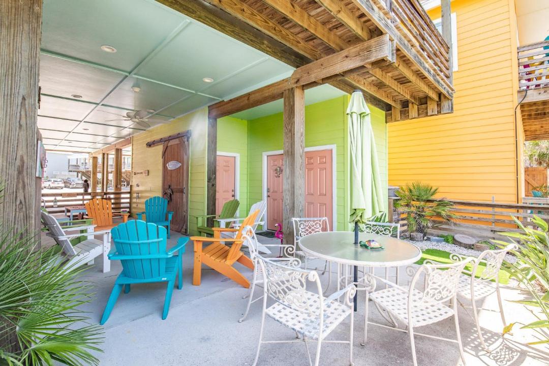 Photo of Patio Balcony in Roosevelt