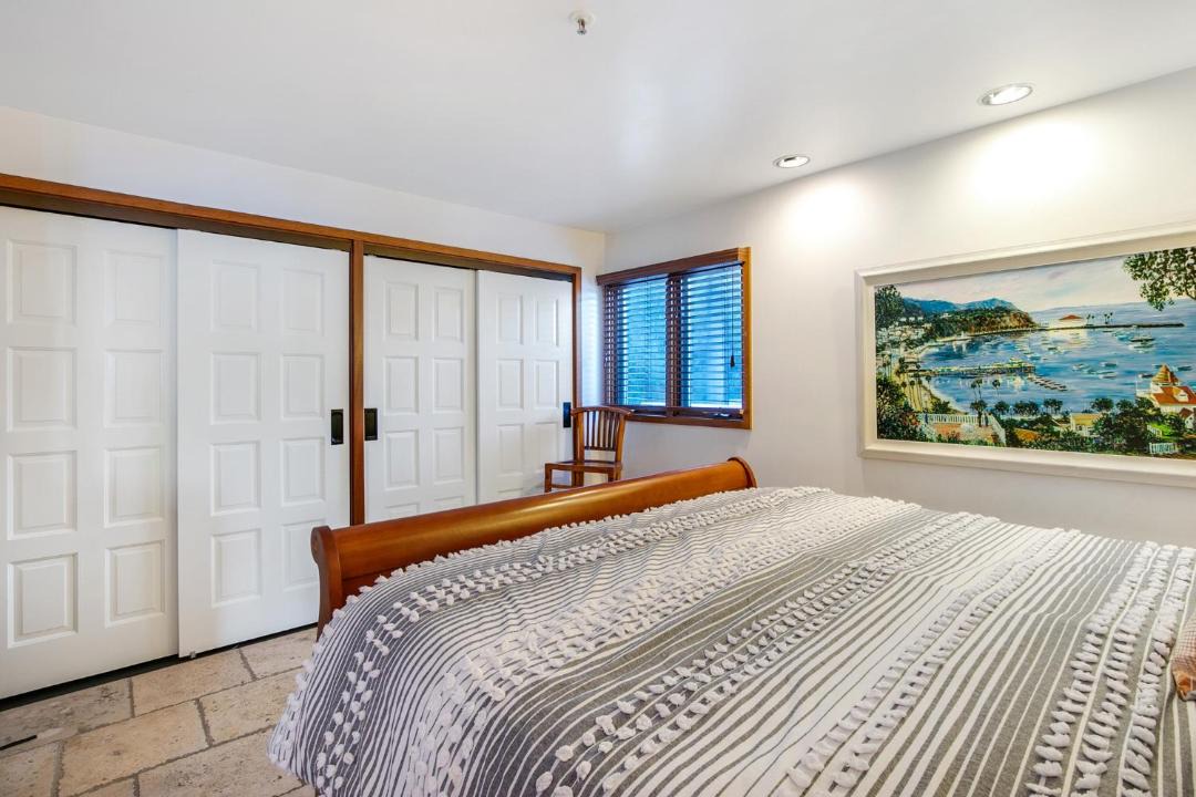 Photo of Bedroom in Avalon