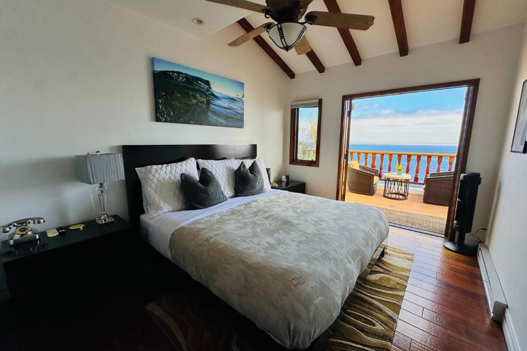 Photo of Bedroom in Avalon