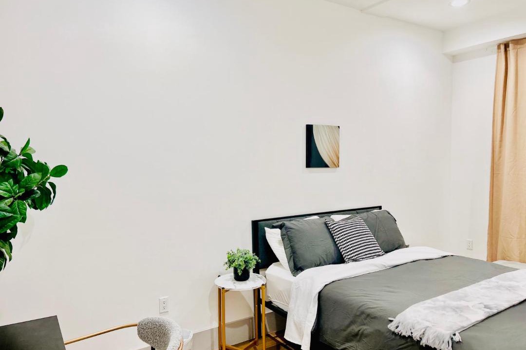 Photo of Bedroom in Van Nuys