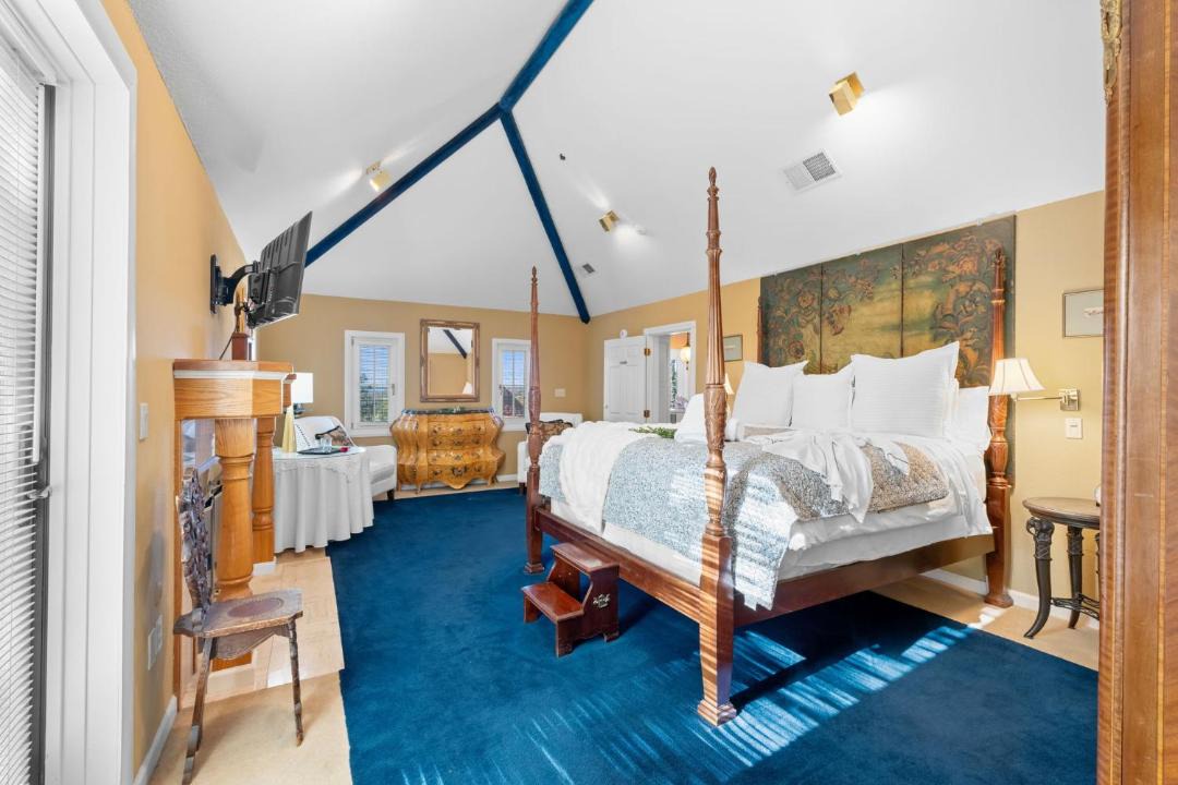 Photo of Bedroom in Healdsburg