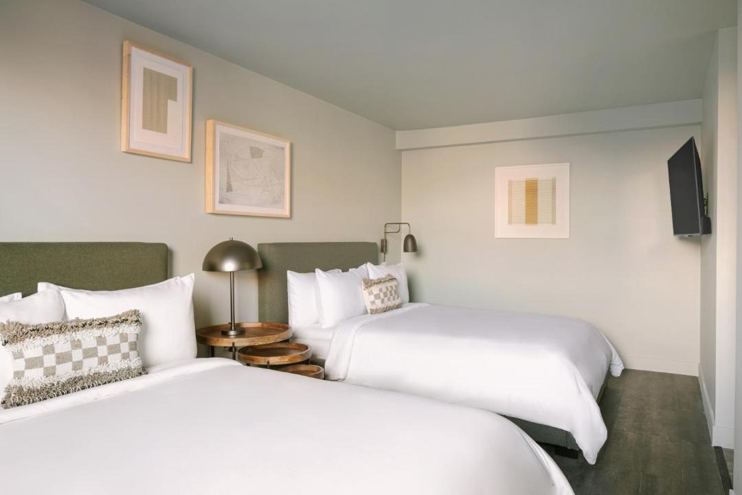Photo of Bedroom in Newport Shores