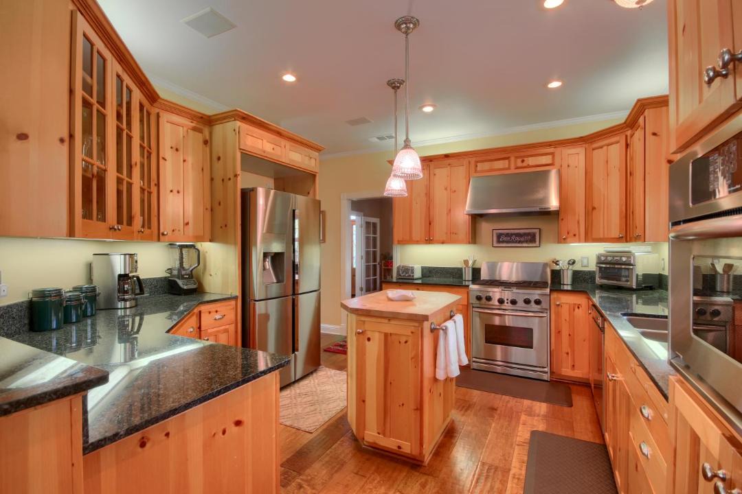 Photo of Kitchen in Yosemite Forks