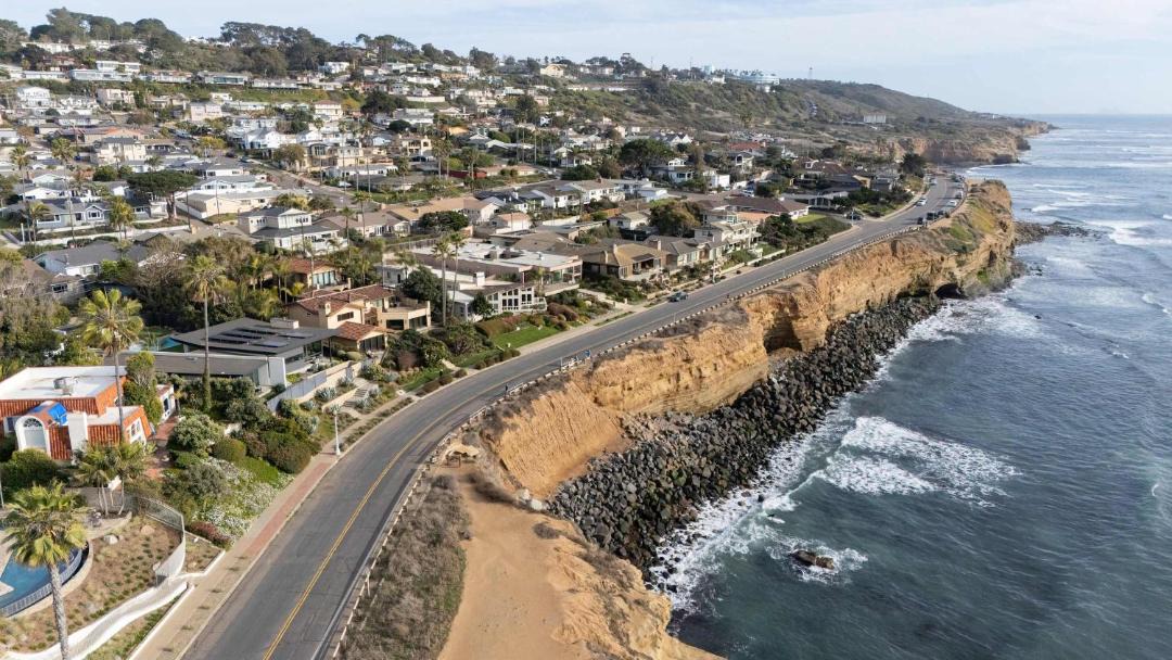 Photo of Others in Sunset Cliffs