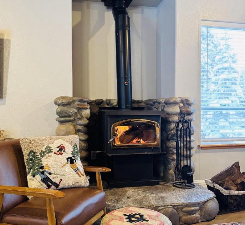 Photo of Livingroom in Kingswood Estates