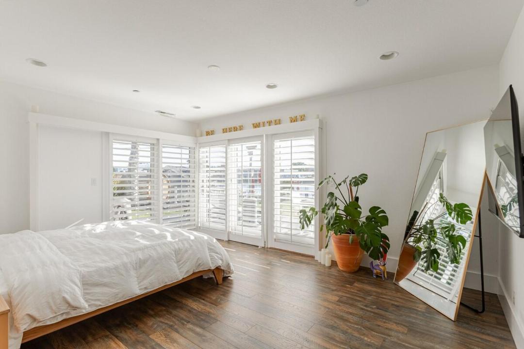 Photo of Bedroom in East San Mateo