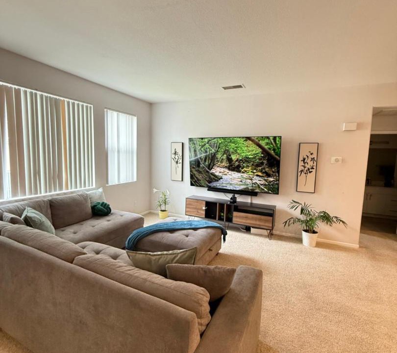 Photo of Livingroom in Canyon Country