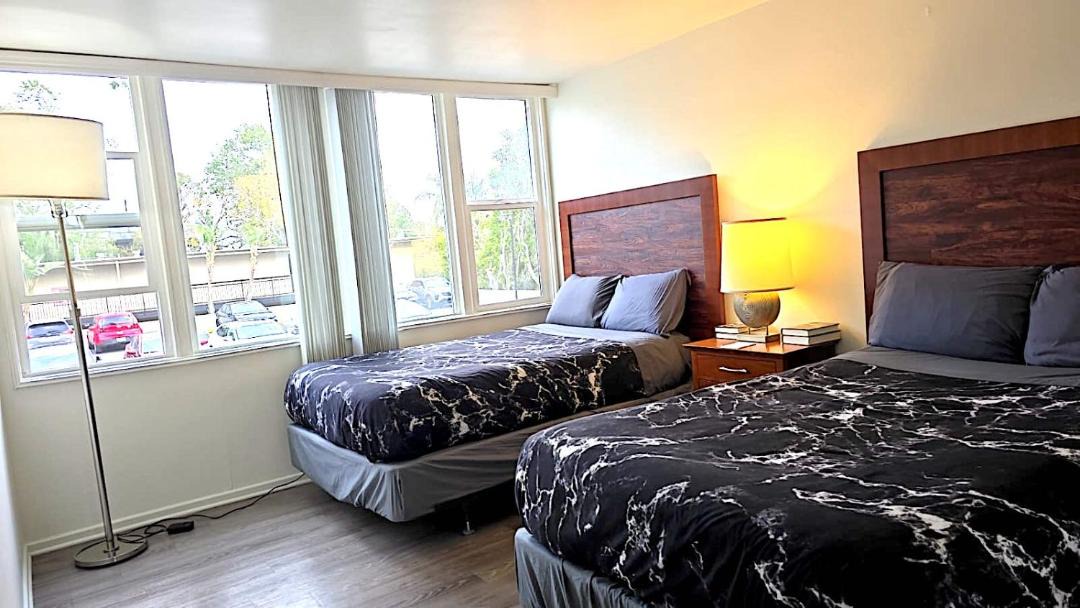 Photo of Bedroom in Sawtelle