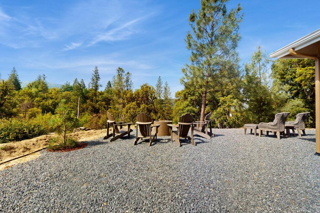 Photo of Others in Oakhurst