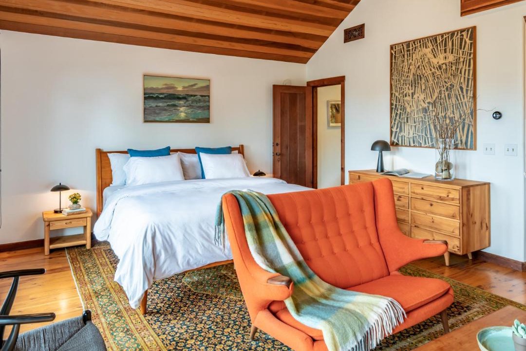 Photo of Bedroom in Summerland