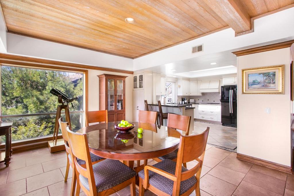 Photo of Kitchen in Avalon