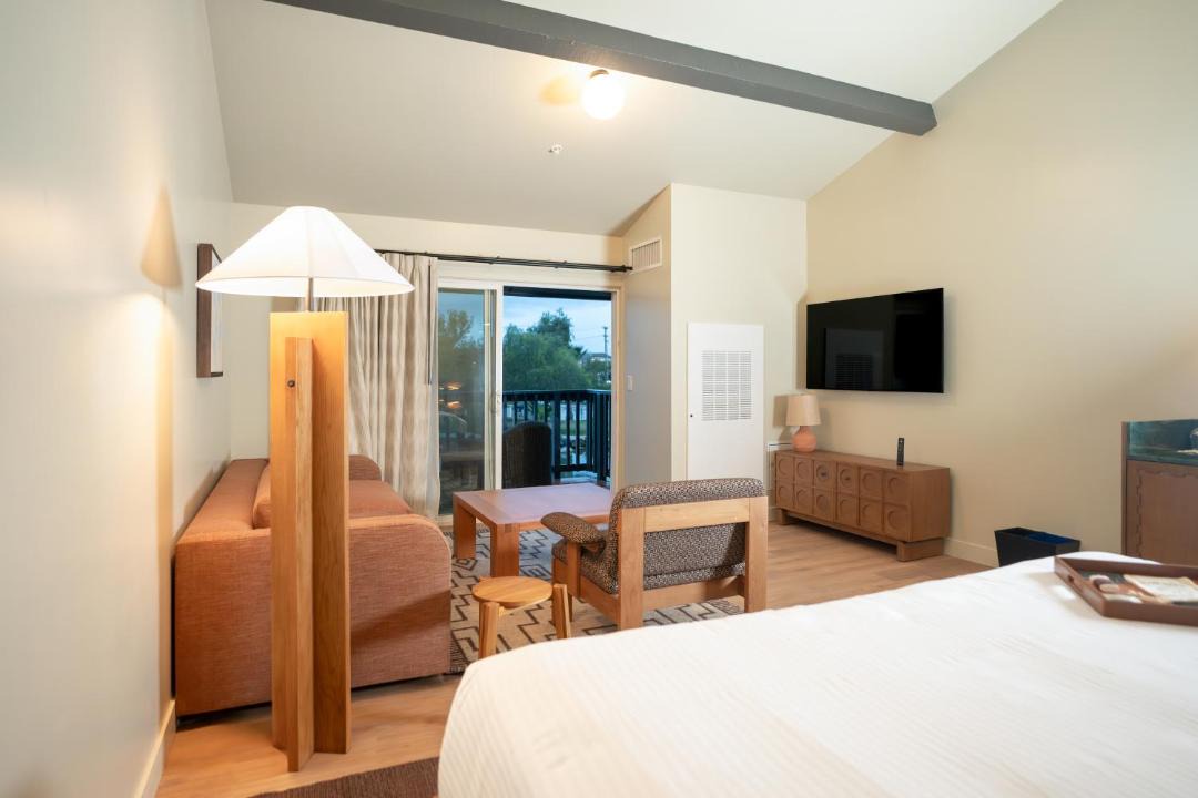 Photo of Bedroom in Murrieta Hot Springs