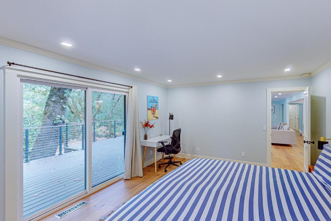 Photo of Bedroom in Glen Ellen