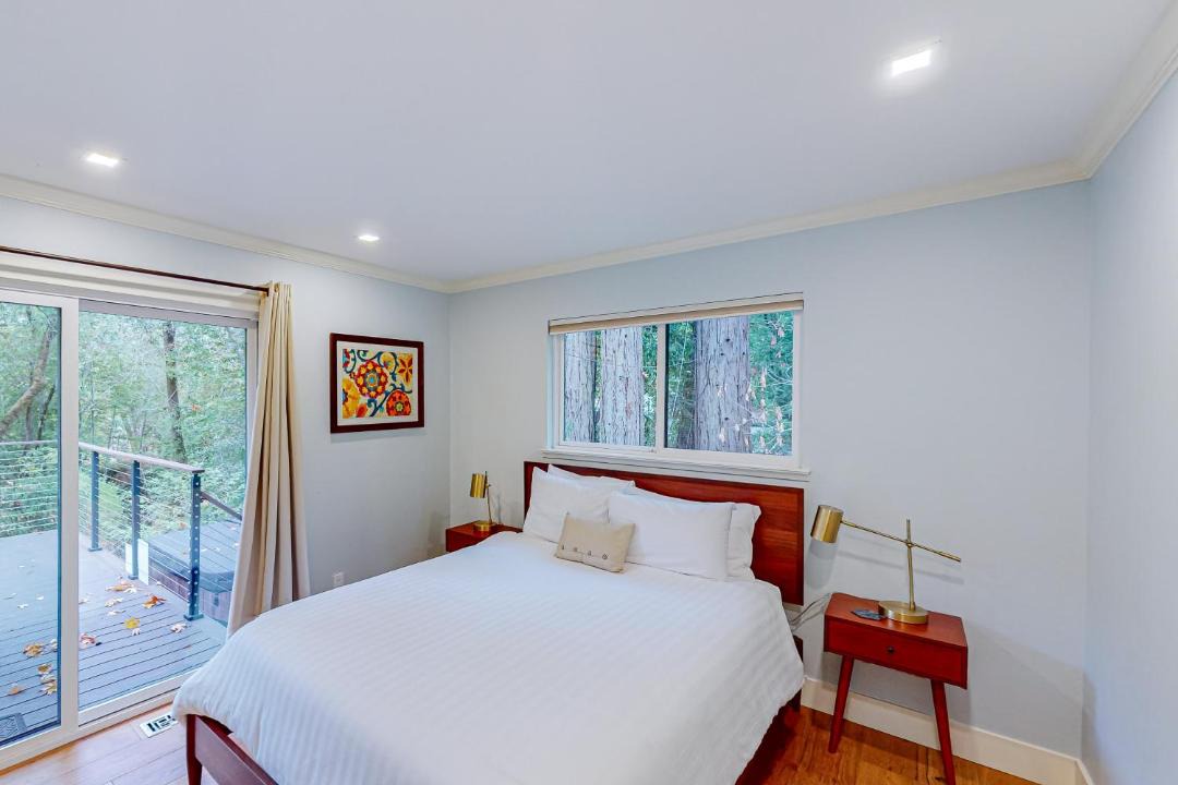 Photo of Bedroom in Glen Ellen