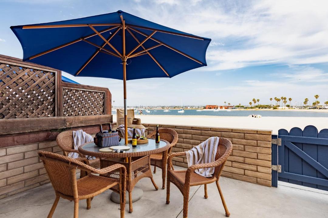 Photo of Patio Balcony in Central Mission Beach