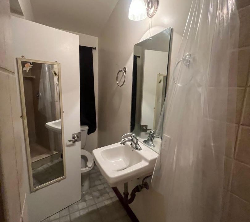 Photo of Bathroom in Van Nuys