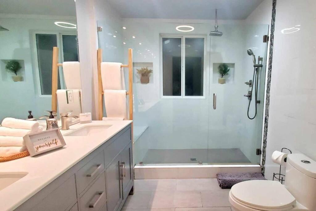 Photo of Bathroom in Granada Hills South
