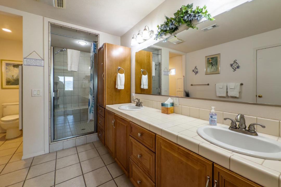 Photo of Bathroom in Mariposa