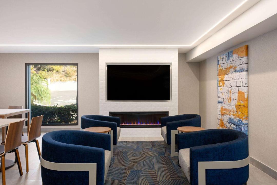 Photo of Livingroom in Rancho Penasquitos