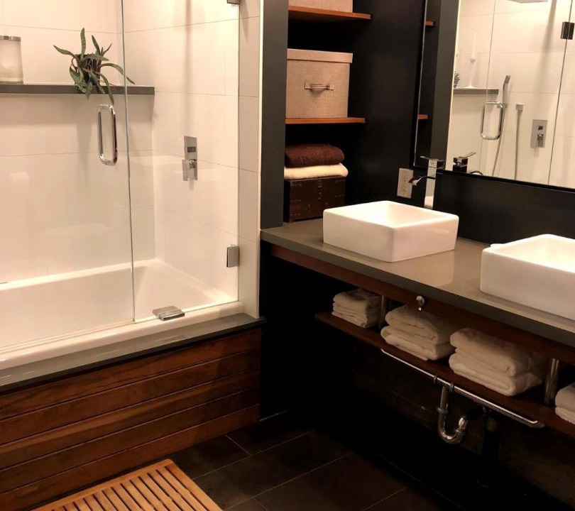 Photo of Bathroom in Dolores Heights