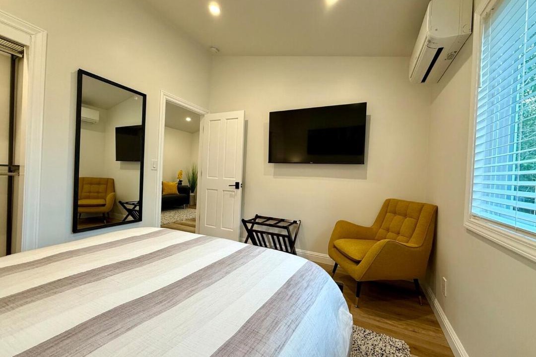 Photo of Bedroom in Orinda