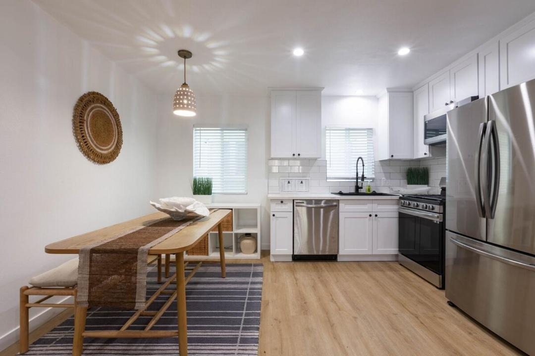 Photo of Kitchen in Alamitos Beach