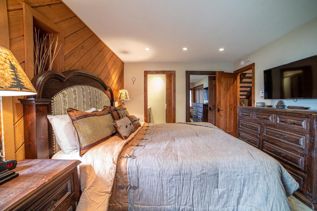Photo of Bedroom in Mammoth Lakes