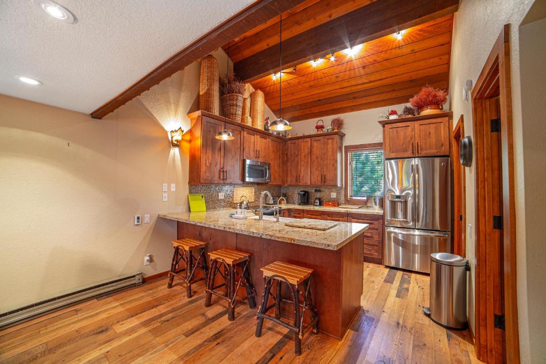Photo of Kitchen in Mammoth Lakes