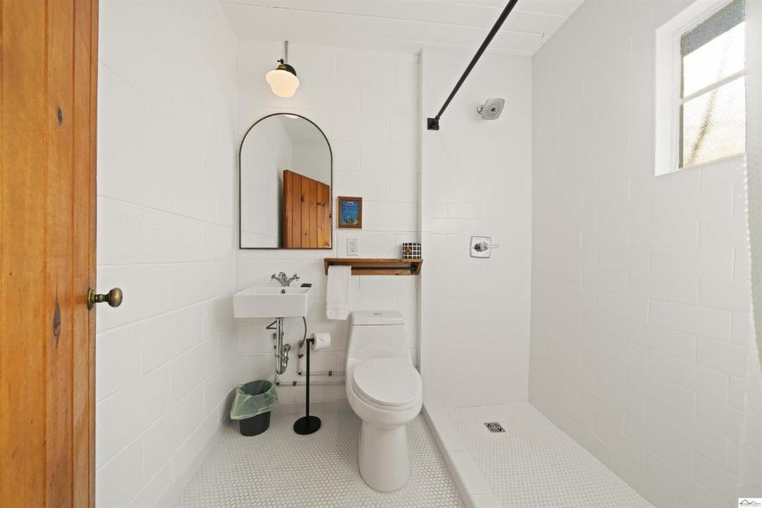 Photo of Bathroom in Red Bluff