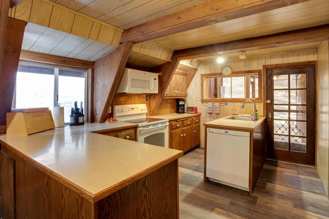 Photo of Kitchen in Plumas Eureka Estates