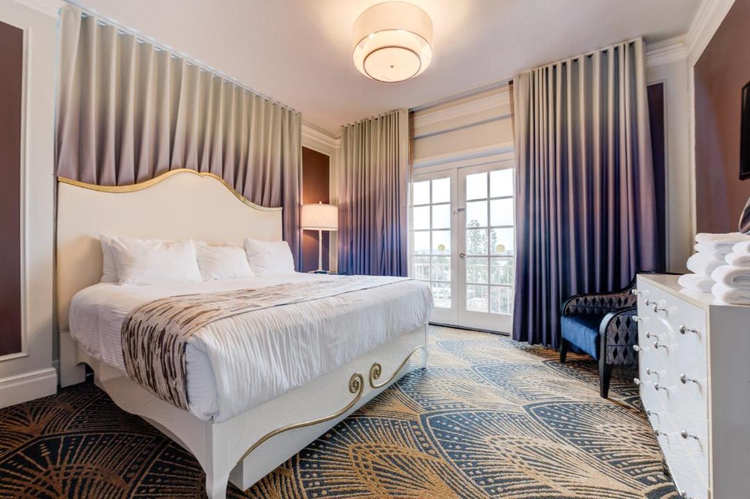 Photo of Bedroom in Park West