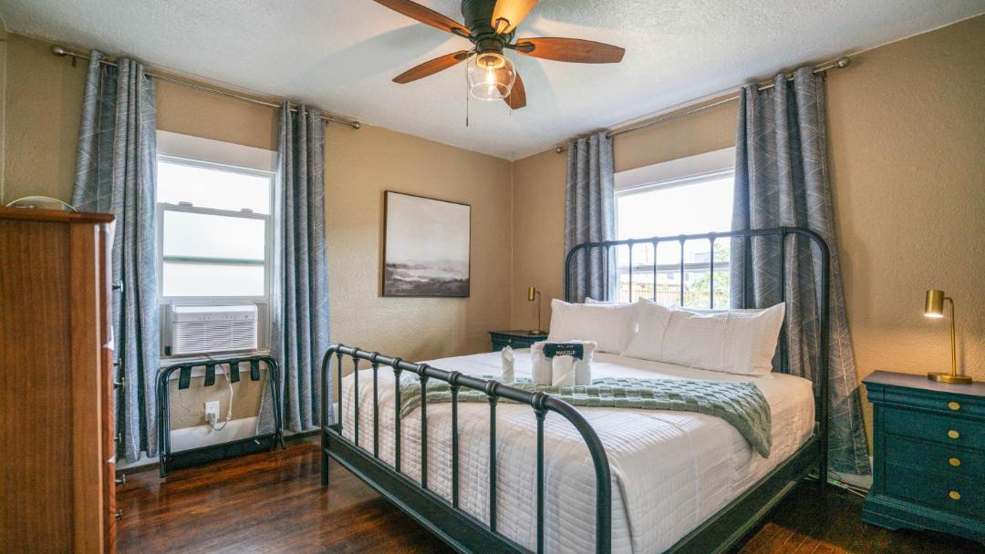 Photo of Bedroom in Corridor