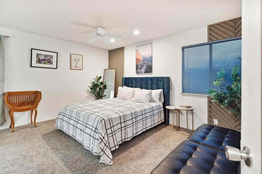Photo of Bedroom in Palmdale