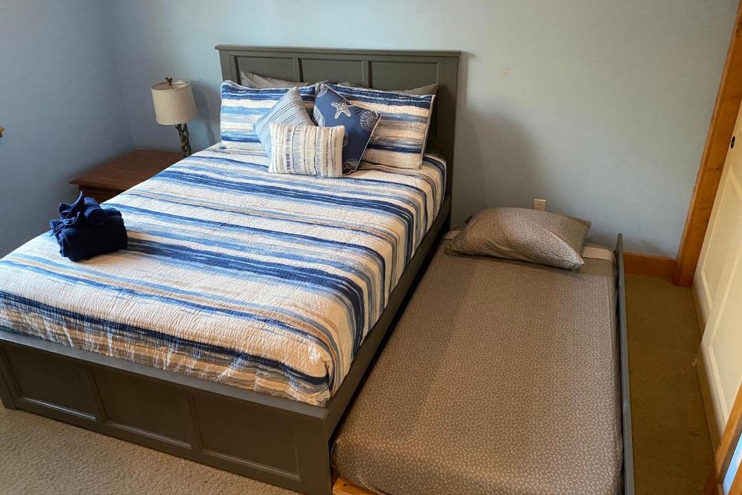 Photo of Bedroom in Oakhurst