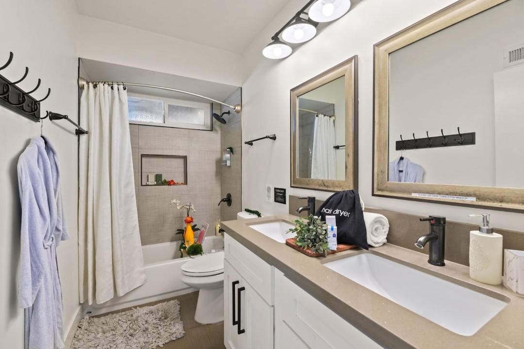 Photo of Bathroom in University City