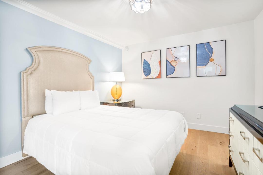Photo of Bedroom in East Beach