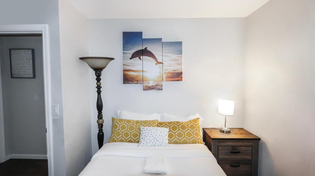 Photo of Bedroom in Lincoln Acres