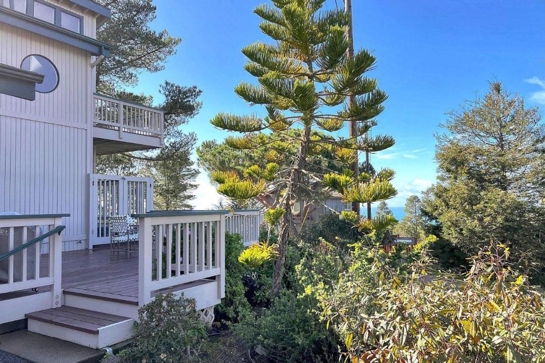 Photo of Patio Balcony in Lodge Hill