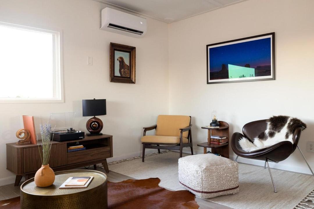 Photo of Livingroom in Landers