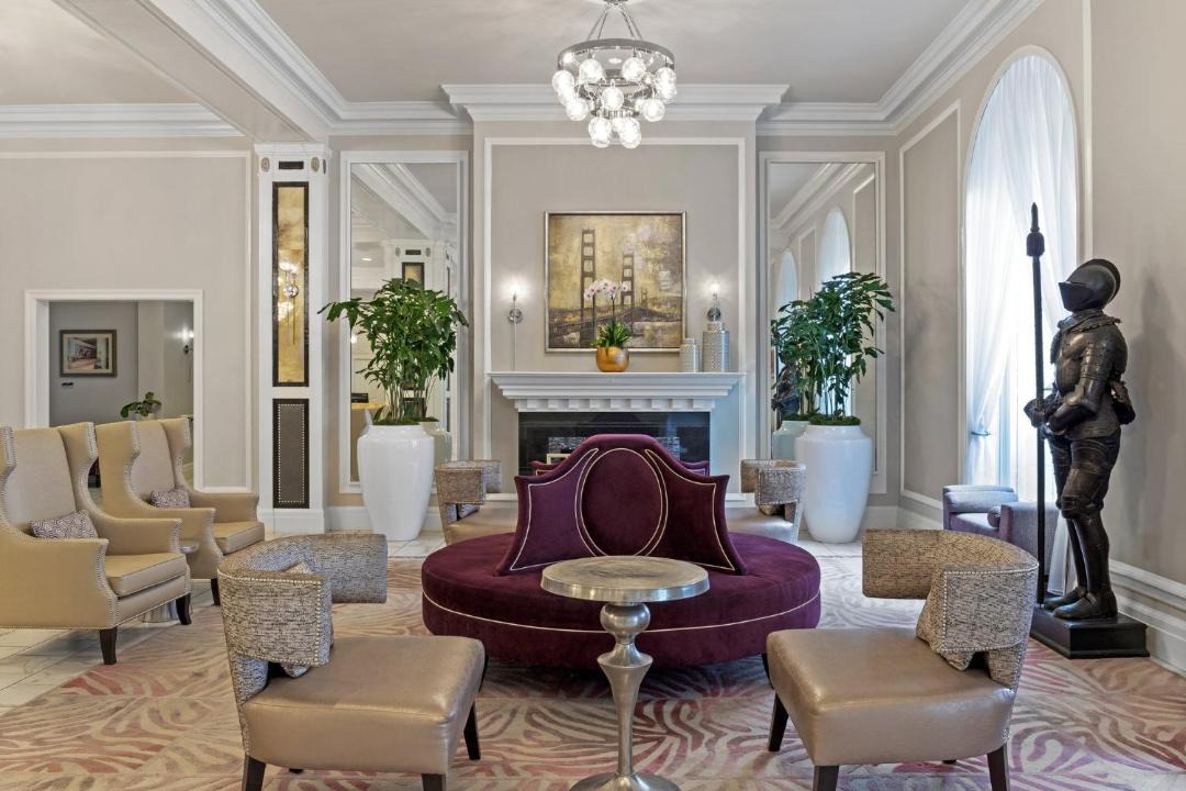 Photo of Livingroom in Lower Nob Hill