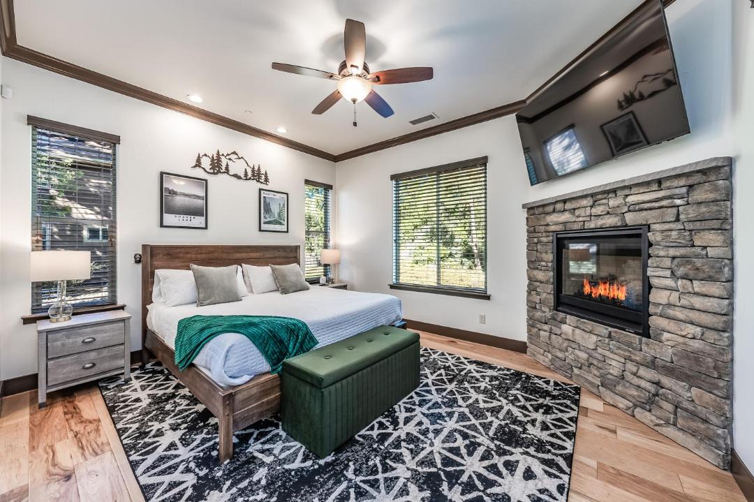 Photo of Bedroom in Shaver Lake